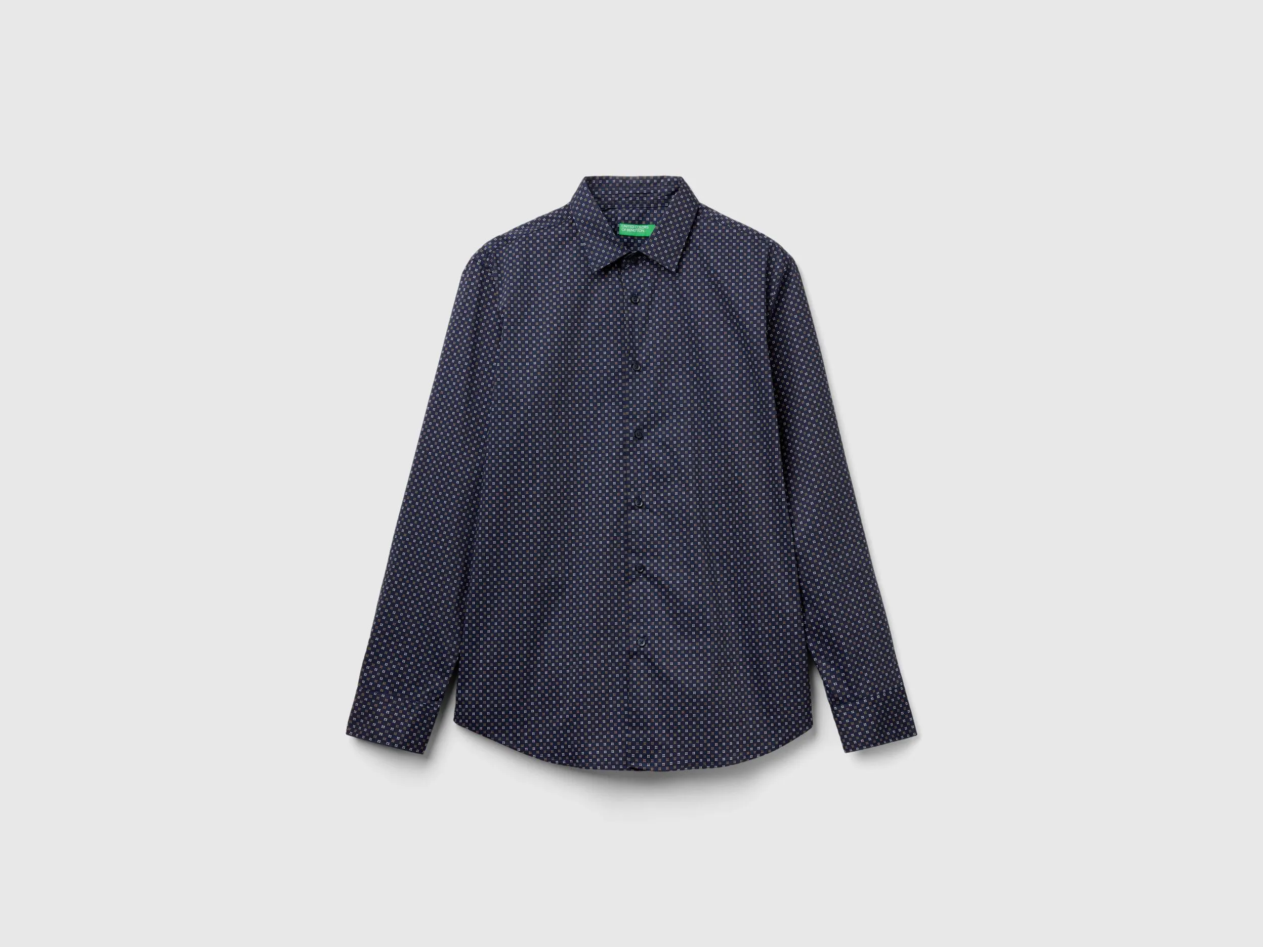 Camisa slim fit con microestampado