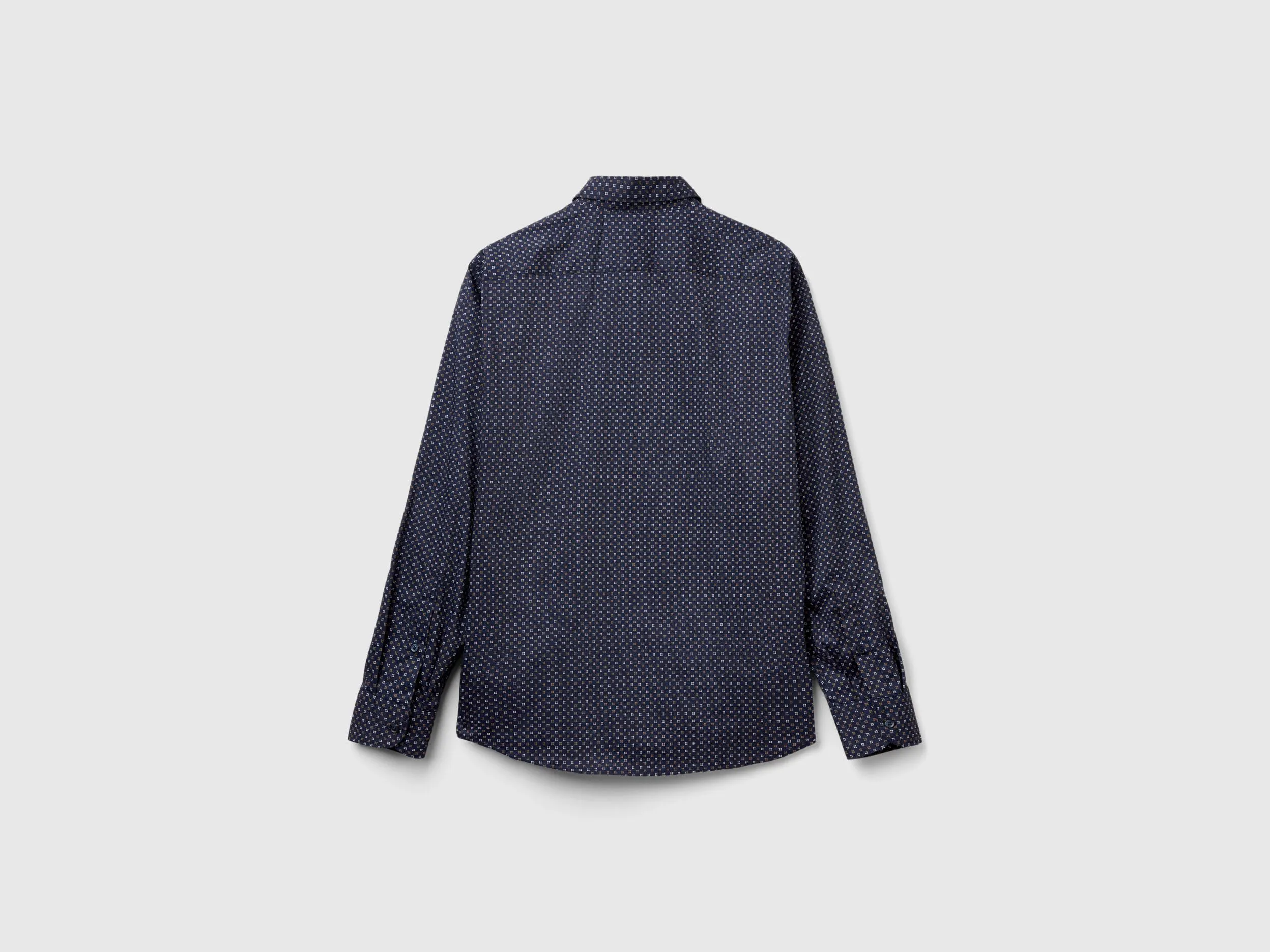 Camisa slim fit con microestampado