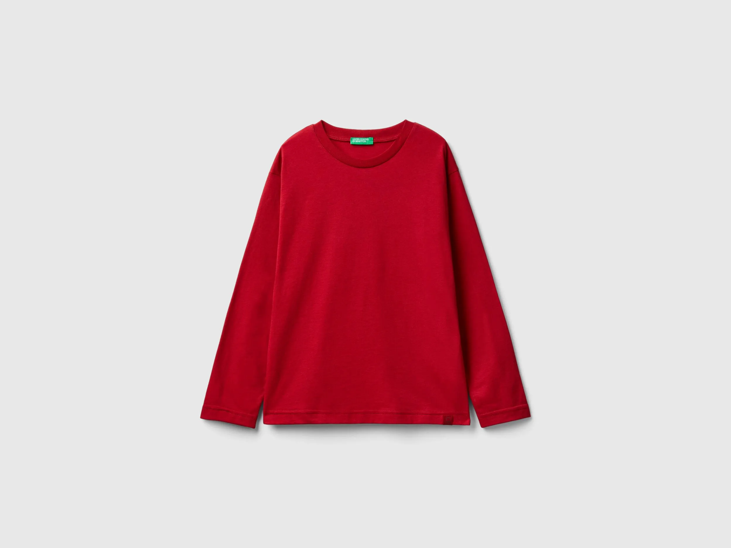 Camiseta de cuello redondo de 100 % algodón orgánico